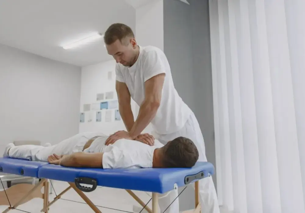 Ile zarabia fizjoterapeuta w Niemczech? Odkryj różnice regionalne