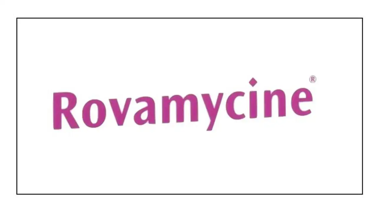 Rovamycine - nazwa leku w kolorze fuksji, z zarejestrowanym znakiem towarowym.