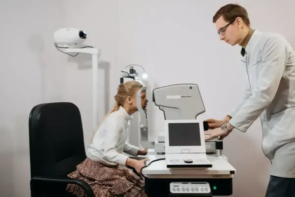 Okulista NFZ - Skierowanie? Kiedy potrzebne i jak przyspieszyć wizytę