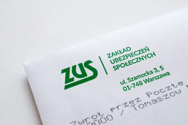 Dodatek pielęgnacyjny - opodatkowanie? Sprawdź, co z PIT i ZUS!