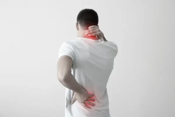 Na czym polega fizjoterapia kręgosłupa i jak może złagodzić ból?